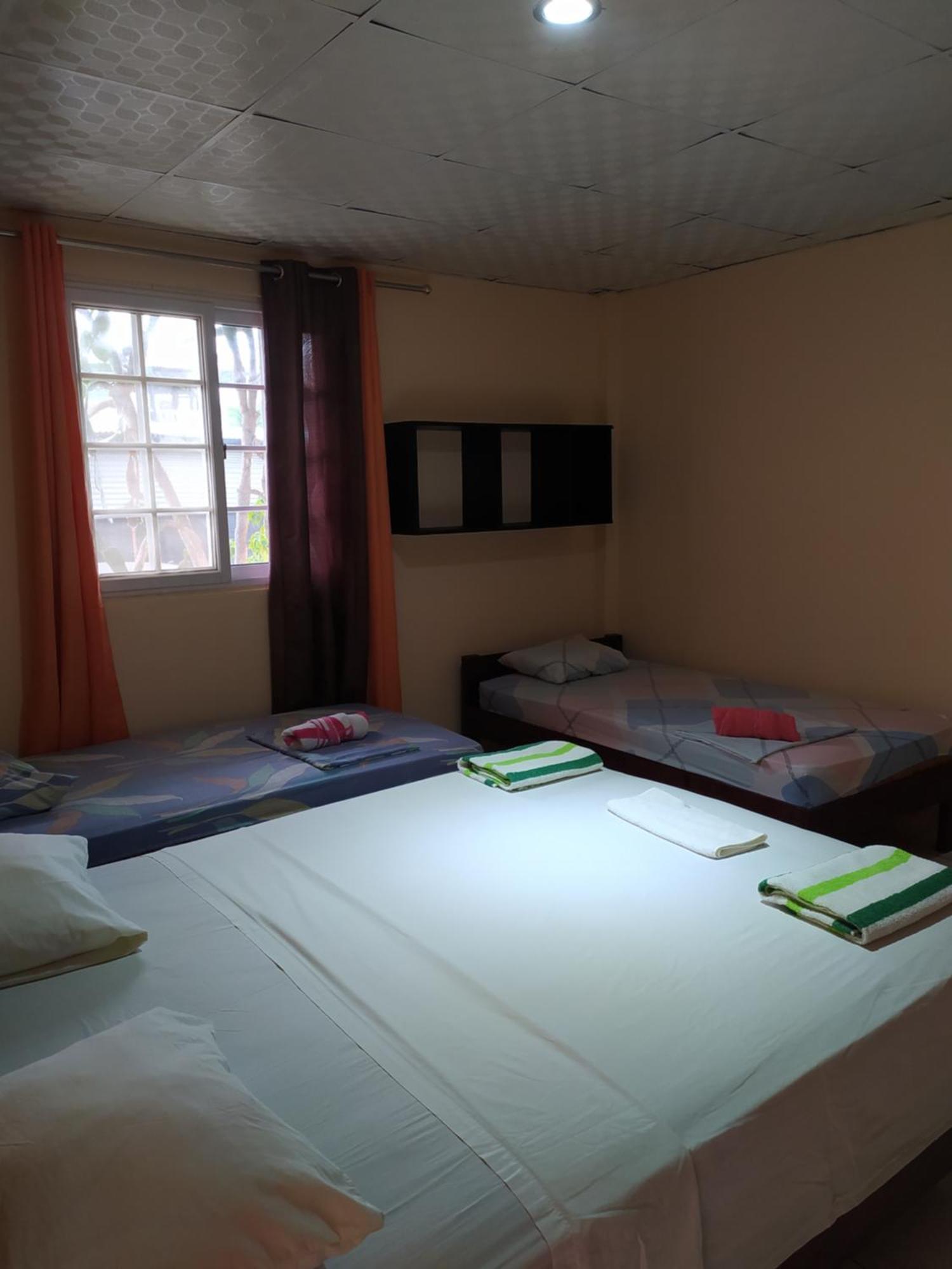 Sun Havens Apartments&Suites Bocas del Toro Buitenkant foto
