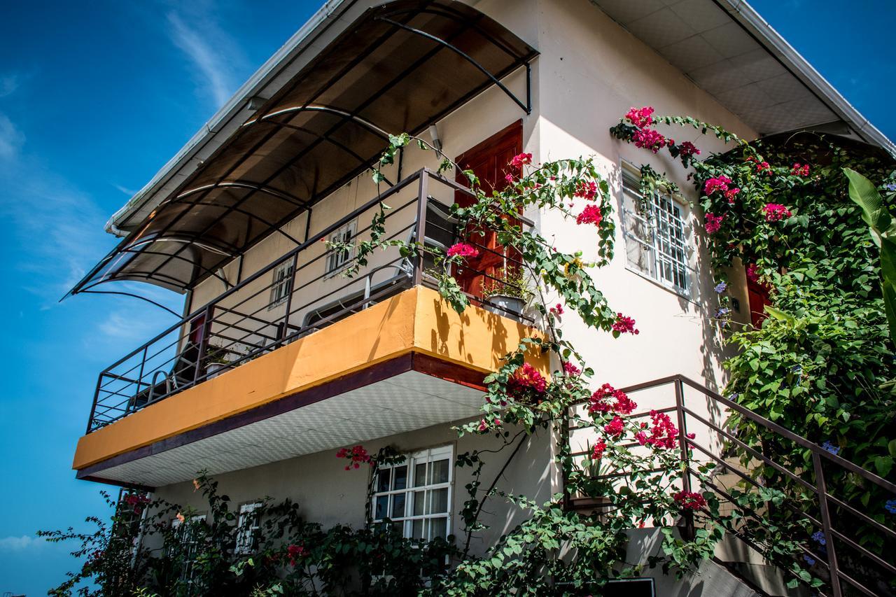 Sun Havens Apartments&Suites Bocas del Toro Buitenkant foto